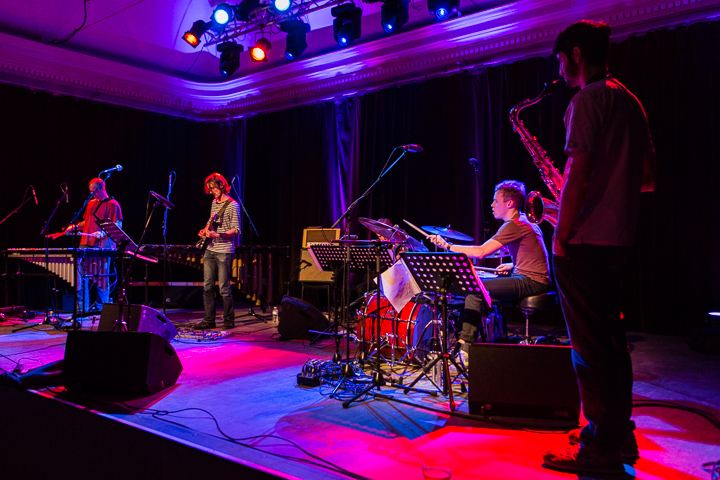 Sinister Sister performs Zappa @ De Casino, picture 13, photographed by Edwin Houdevelt - FrontView Magazine