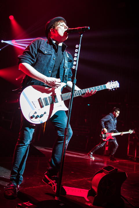 Fall Out Boy @ Ancienne Belgique, picture 8, photographed by Tom Stessens - FrontView Magazine
