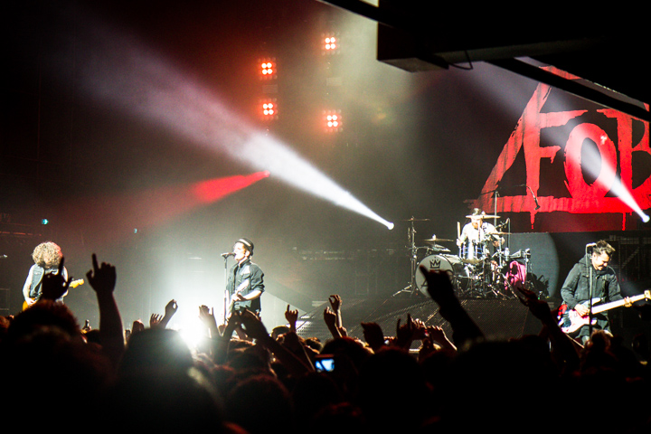 Fall Out Boy @ Ancienne Belgique, picture 11, photographed by Tom Stessens - FrontView Magazine