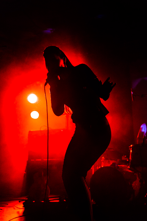 Chrysta Bell @ Vooruit te Gent, picture 3, photographed by Guy Danneels - FrontView Magazine
