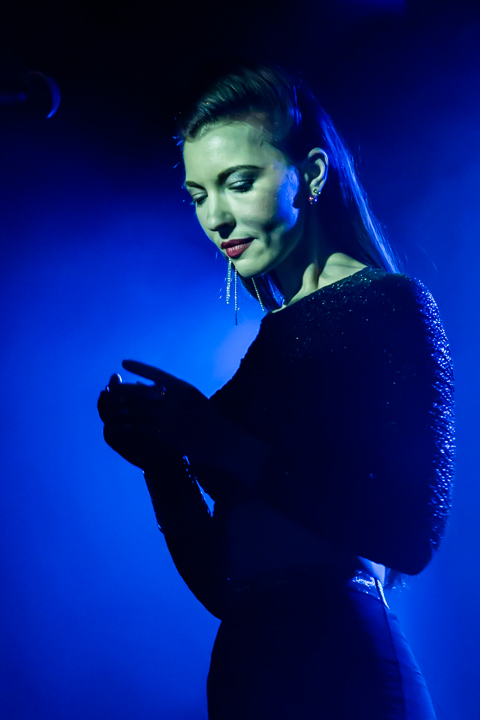 Chrysta Bell @ Vooruit te Gent, picture 9, photographed by Guy Danneels - FrontView Magazine