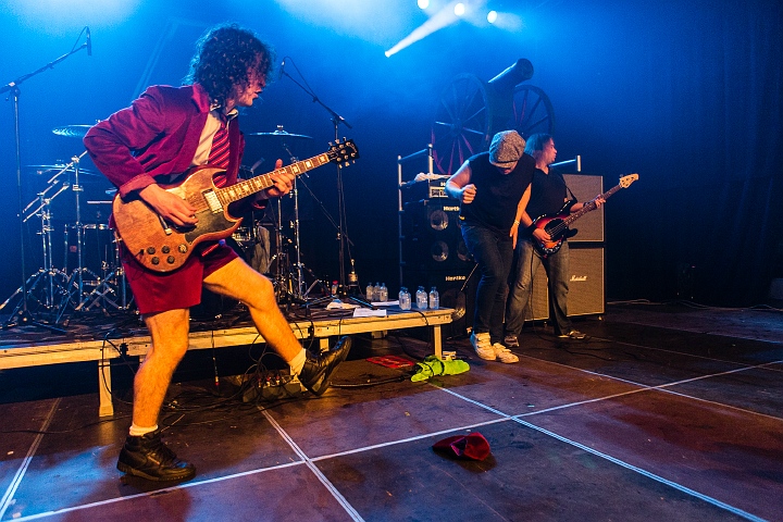 IC/TC (AC/DC tribute) @ Masters@ Rock indoor, picture 15, photographed by Edwin Houdevelt - FrontView Magazine