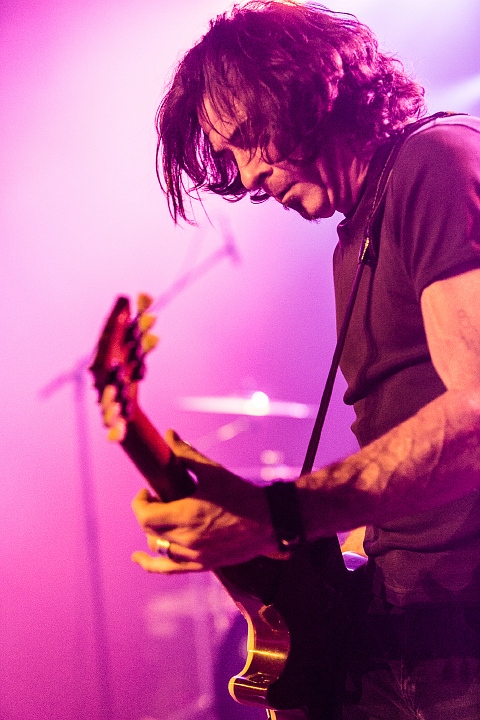 Letz Zeppelin (Led Zeppelin tribute) @ Masters @ Rock, picture 24, photographed by Edwin Houdevelt - FrontView Magazine