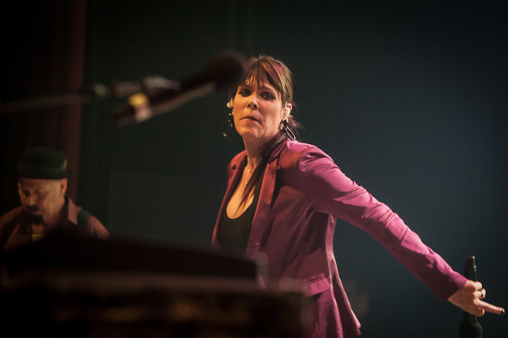 Beth Hart @ Ancienne Belgique, picture 56, photographed by Jany Claeskens - FrontView Magazine