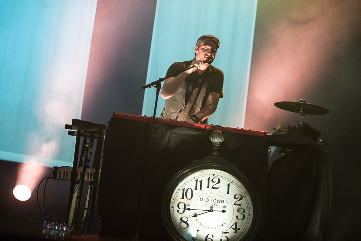 Bastian Baker @ Ancienne Belgique, foto 7, foto's door Dorien Goetschalckx - FrontView Magazine