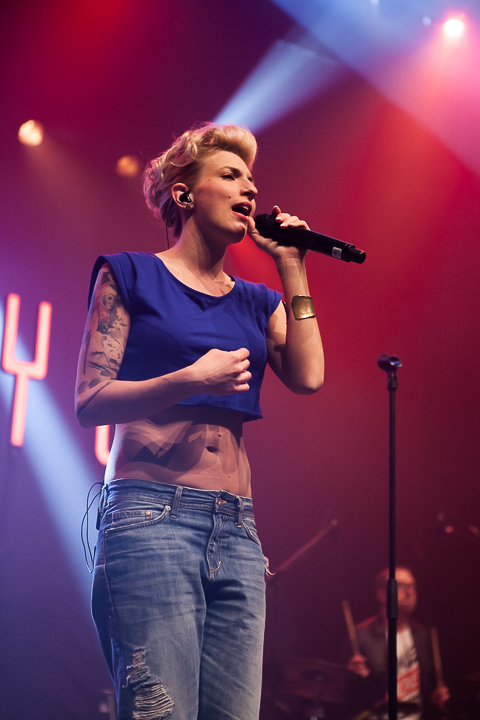 Gladys @ Ancienne Belgique, picture 9, photographed by Dorien Goetschalckx - FrontView Magazine