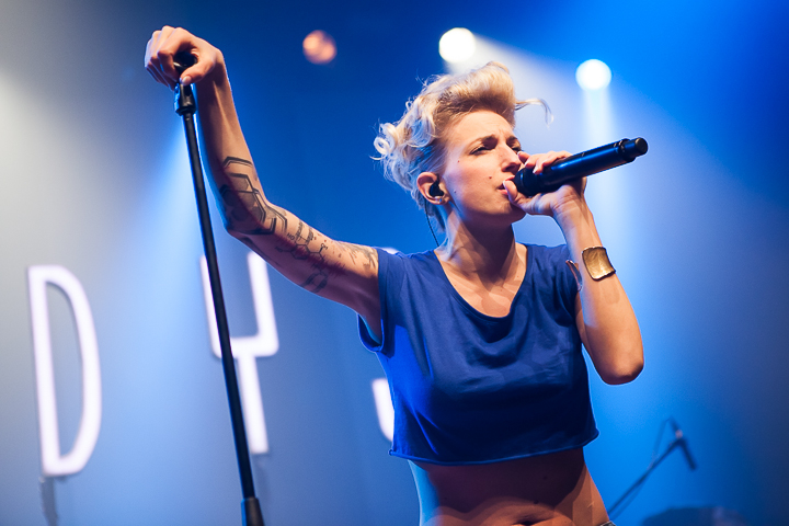 Gladys @ Ancienne Belgique, picture 12, photographed by Dorien Goetschalckx - FrontView Magazine