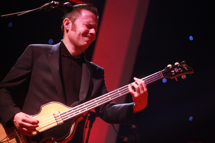 Hooverphonic Q-Showcase, picture 18, photographed by FrontView Magazine