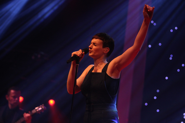 Hooverphonic Q-Showcase, picture 25, photographed by FrontView Magazine