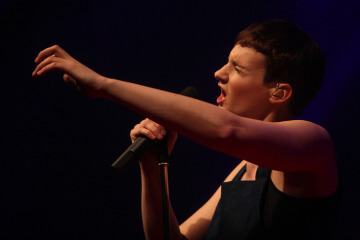 Hooverphonic Q-Showcase, picture 27, photographed by FrontView Magazine