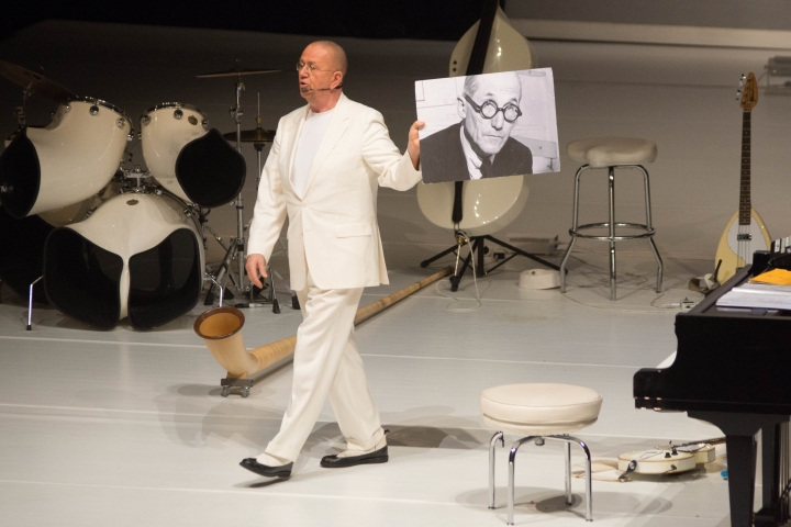 Hans Liberg - ATTACCA @ CC De Velinx Tongeren, picture 14, photographed by benny antoniw - FrontView Magazine