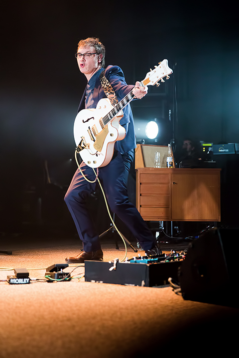 Hooverphonic - Reflection Tour @ Het Depot, picture 22, photographed by Elke Briers - FrontView Magazine