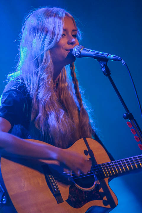 Nina Nesbitt Le Botanique, Brussel, picture 5, photographed by Kris Saelen - FrontView Magazine