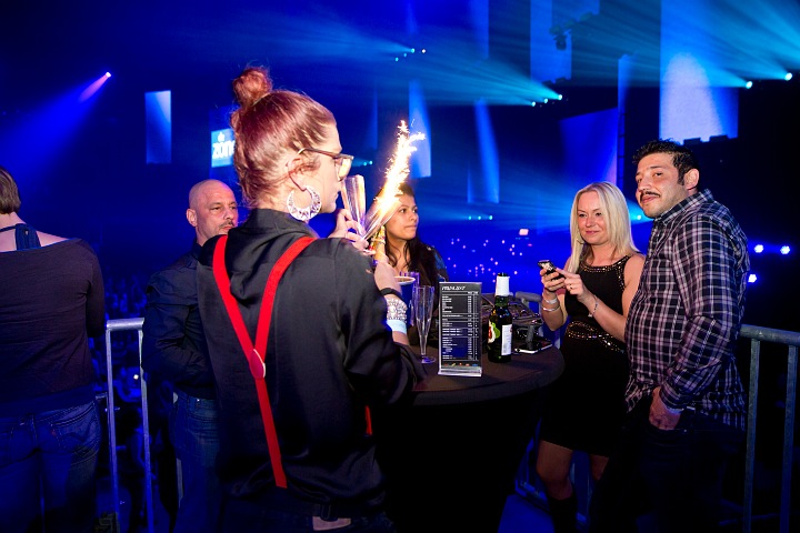 MNM Back to the 90's & 00's @ Sportpaleis, picture 6, photographed by Marc Verdonck - FrontView Magazine
