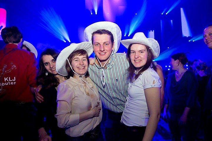 MNM Back to the 90's & 00's @ Sportpaleis, picture 9, photographed by Marc Verdonck - FrontView Magazine