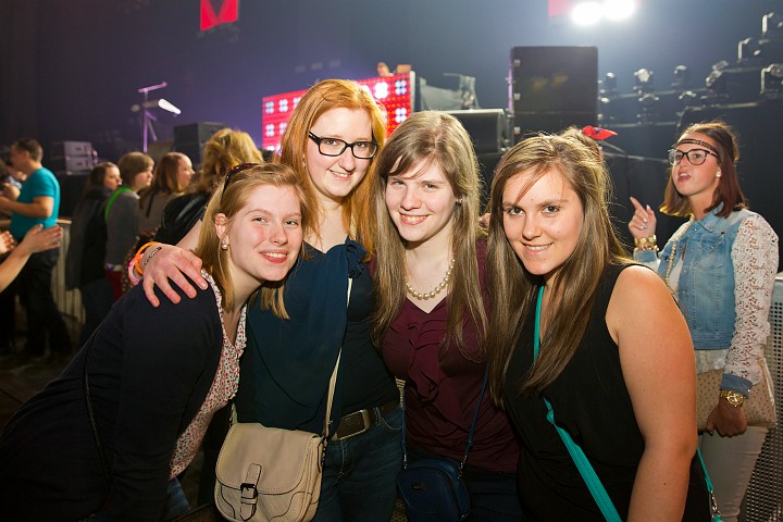 MNM Back to the 90's & 00's @ Sportpaleis, picture 18, photographed by Marc Verdonck - FrontView Magazine