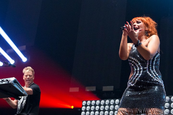 MNM Back to the 90's & 00's @ Sportpaleis, picture 29, photographed by Marc Verdonck - FrontView Magazine