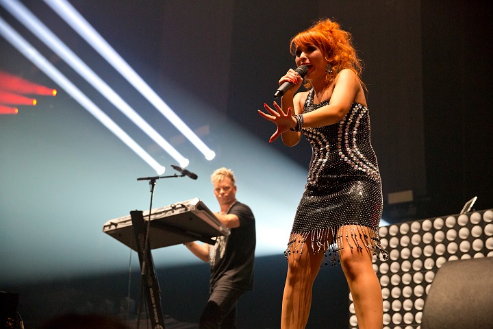 MNM Back to the 90's & 00's @ Sportpaleis, picture 30, photographed by Marc Verdonck - FrontView Magazine