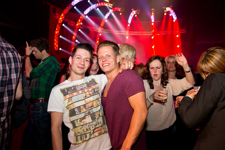 MNM Back to the 90's & 00's @ Sportpaleis, picture 44, photographed by Marc Verdonck - FrontView Magazine