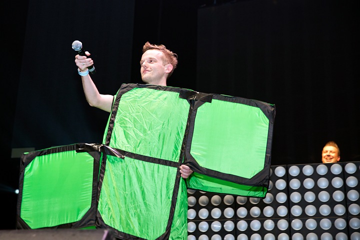 MNM Back to the 90's & 00's @ Sportpaleis, picture 63, photographed by Marc Verdonck - FrontView Magazine