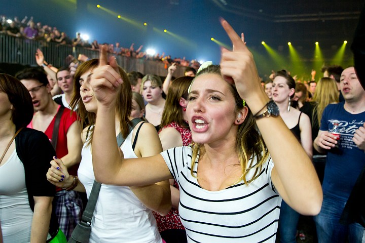 MNM Back to the 90's & 00's @ Sportpaleis, picture 66, photographed by Marc Verdonck - FrontView Magazine