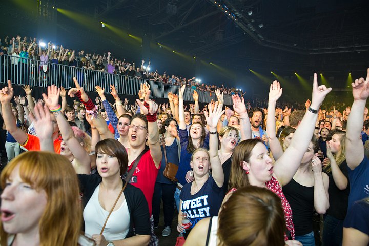 MNM Back to the 90's & 00's @ Sportpaleis, picture 69, photographed by Marc Verdonck - FrontView Magazine