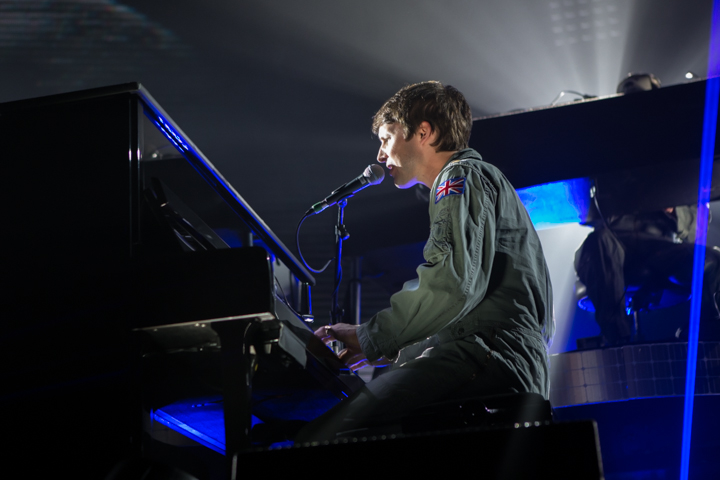 James Blunt @ Vorst Nationaal, picture 13, photographed by Dorien Goetschalckx - FrontView Magazine