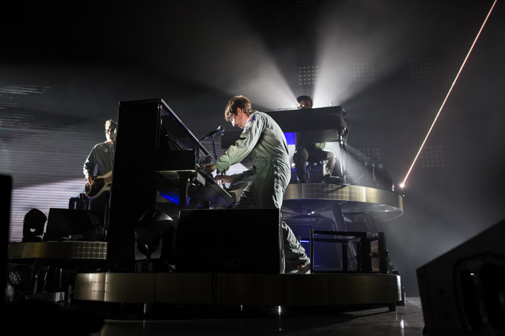 James Blunt @ Vorst Nationaal, picture 14, photographed by Dorien Goetschalckx - FrontView Magazine