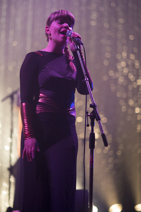 Lady Linn @ De Roma, picture 2, photographed by Steven Stausens - FrontView Magazine
