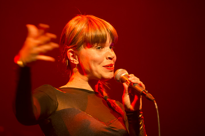 Lady Linn @ De Roma, picture 7, photographed by Steven Stausens - FrontView Magazine