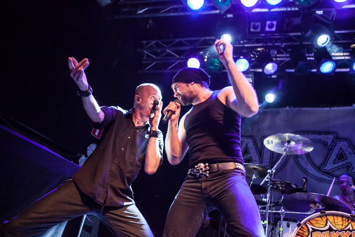 Van Canto @ 013, picture 4, photographed by Dorien Goetschalckx - FrontView Magazine