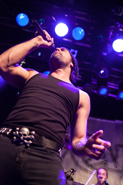 Van Canto @ 013, picture 5, photographed by Dorien Goetschalckx - FrontView Magazine