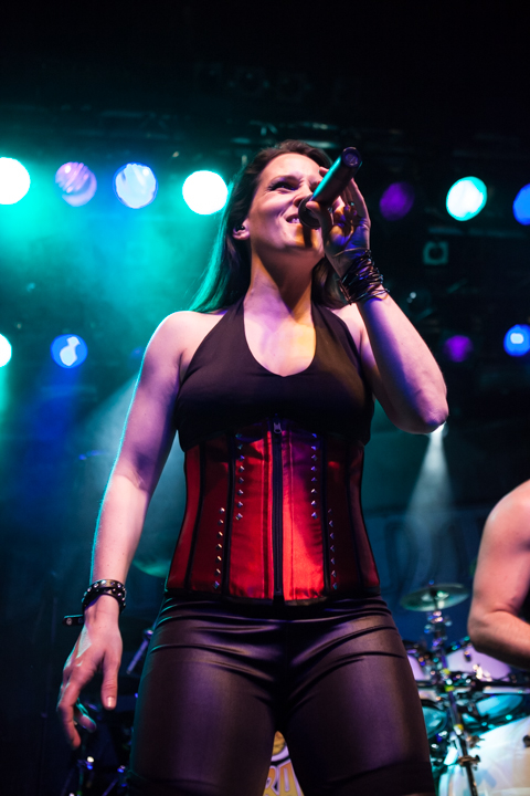 Van Canto @ 013, picture 8, photographed by Dorien Goetschalckx - FrontView Magazine