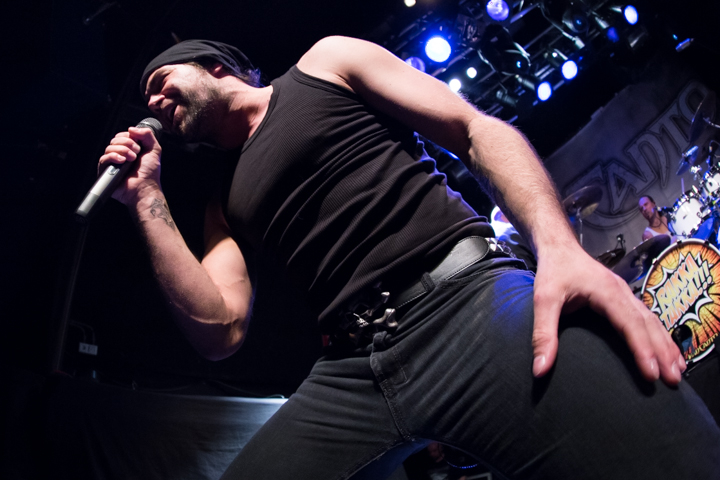 Van Canto @ 013, picture 21, photographed by Dorien Goetschalckx - FrontView Magazine