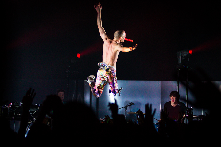 The Subs @ Ancienne Belgique, picture 7, photographed by Tom Stessens - FrontView Magazine