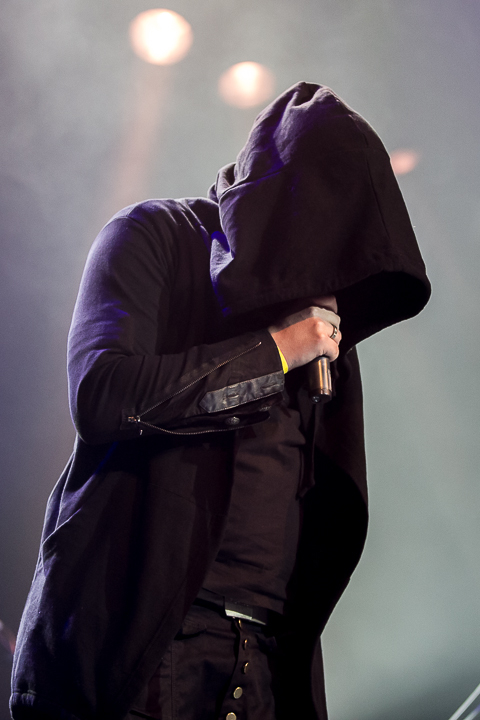 Benny Hitt @ 013, picture 1, photographed by Dorien Goetschalckx - FrontView Magazine