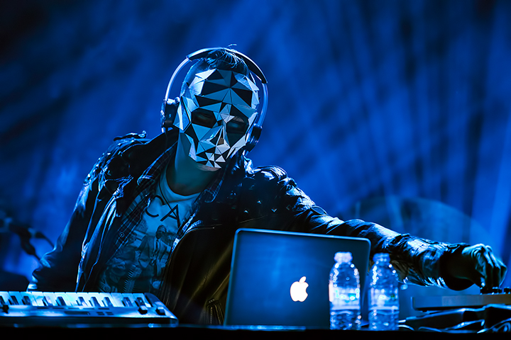 Day One @ Ancienne Belgique, picture 1, photographed by Elke Briers - FrontView Magazine