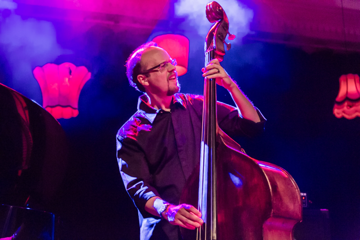 Jacob Karlzon @ De Casino Sint-Niklaas, picture 24, photographed by Guy Danneels - FrontView Magazine