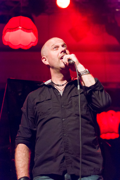 Jacob Karlzon @ De Casino Sint-Niklaas, picture 26, photographed by Guy Danneels - FrontView Magazine