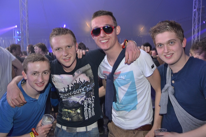 Daydream Festival 2014 @ Lommel, picture 13, photographed by Tom Van Tongerloo - FrontView Magazine