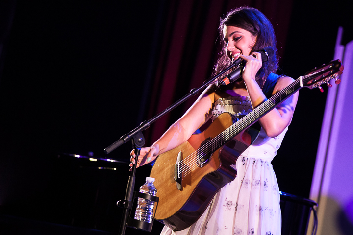 Katie Melua @ Koninklijk Circus, picture 1, photographed by Dorien Goetschalckx - FrontView Magazine