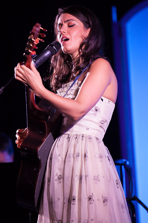 Katie Melua @ Koninklijk Circus, picture 3, photographed by Dorien Goetschalckx - FrontView Magazine