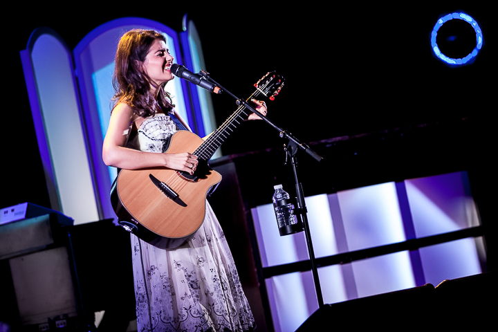 Katie Melua @ Koninklijk Circus, picture 9, photographed by Dorien Goetschalckx - FrontView Magazine