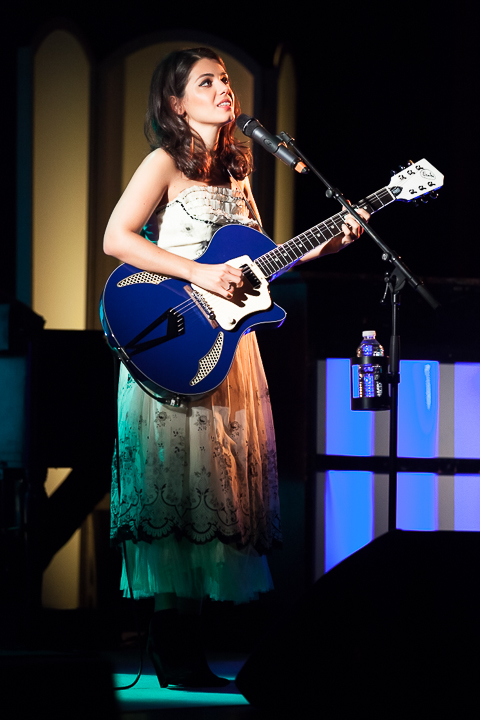 Katie Melua @ Koninklijk Circus, picture 14, photographed by Dorien Goetschalckx - FrontView Magazine