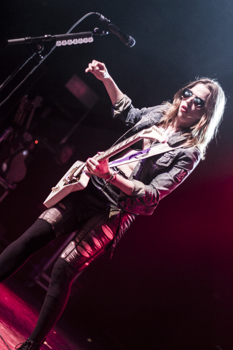 Halestorm + The Smoking Hearts + Dayshell @ Trix, picture 7, photographed by Geert Pieters - FrontView Magazine