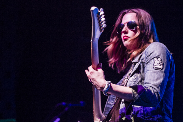 Halestorm + The Smoking Hearts + Dayshell @ Trix, picture 8, photographed by Geert Pieters - FrontView Magazine