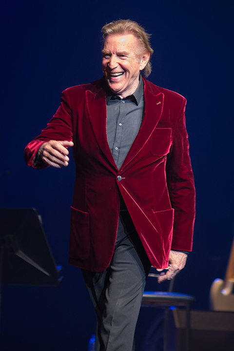Will Tura & Andrei Lugovski @ Casino Kursaal, picture 1, photographed by Elke Briers - FrontView Magazine