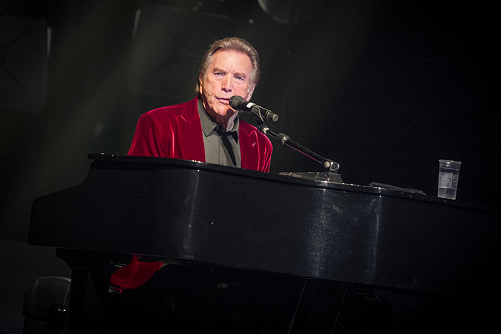 Will Tura & Andrei Lugovski @ Casino Kursaal, picture 3, photographed by Elke Briers - FrontView Magazine