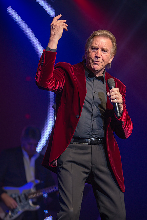Will Tura & Andrei Lugovski @ Casino Kursaal, picture 8, photographed by Elke Briers - FrontView Magazine