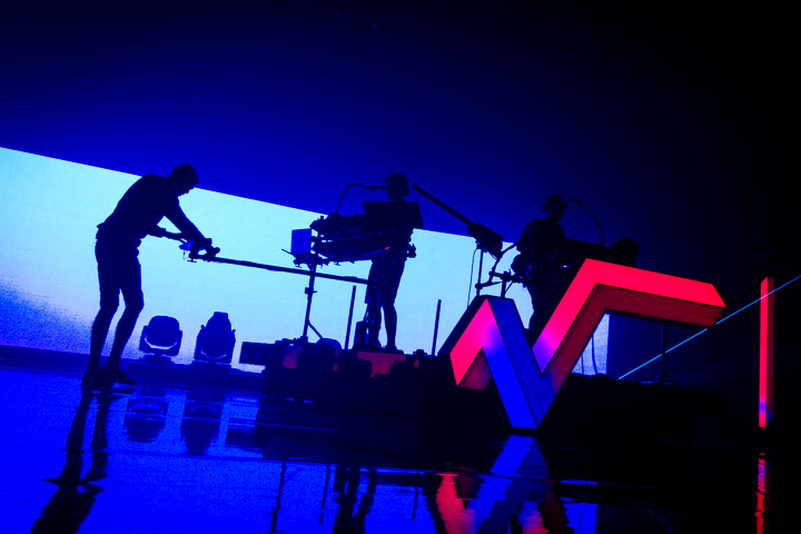 Stromae @ Lotto Arena, picture 12, photographed by Tom Stessens - FrontView Magazine